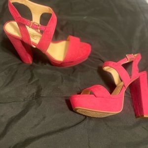 Jessica Simpson heels
